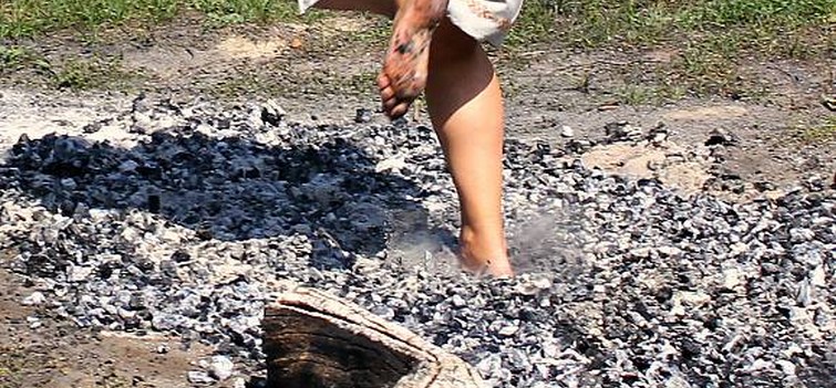 Очищення вогнем - стародавня традиційна слов'янська духовна практика